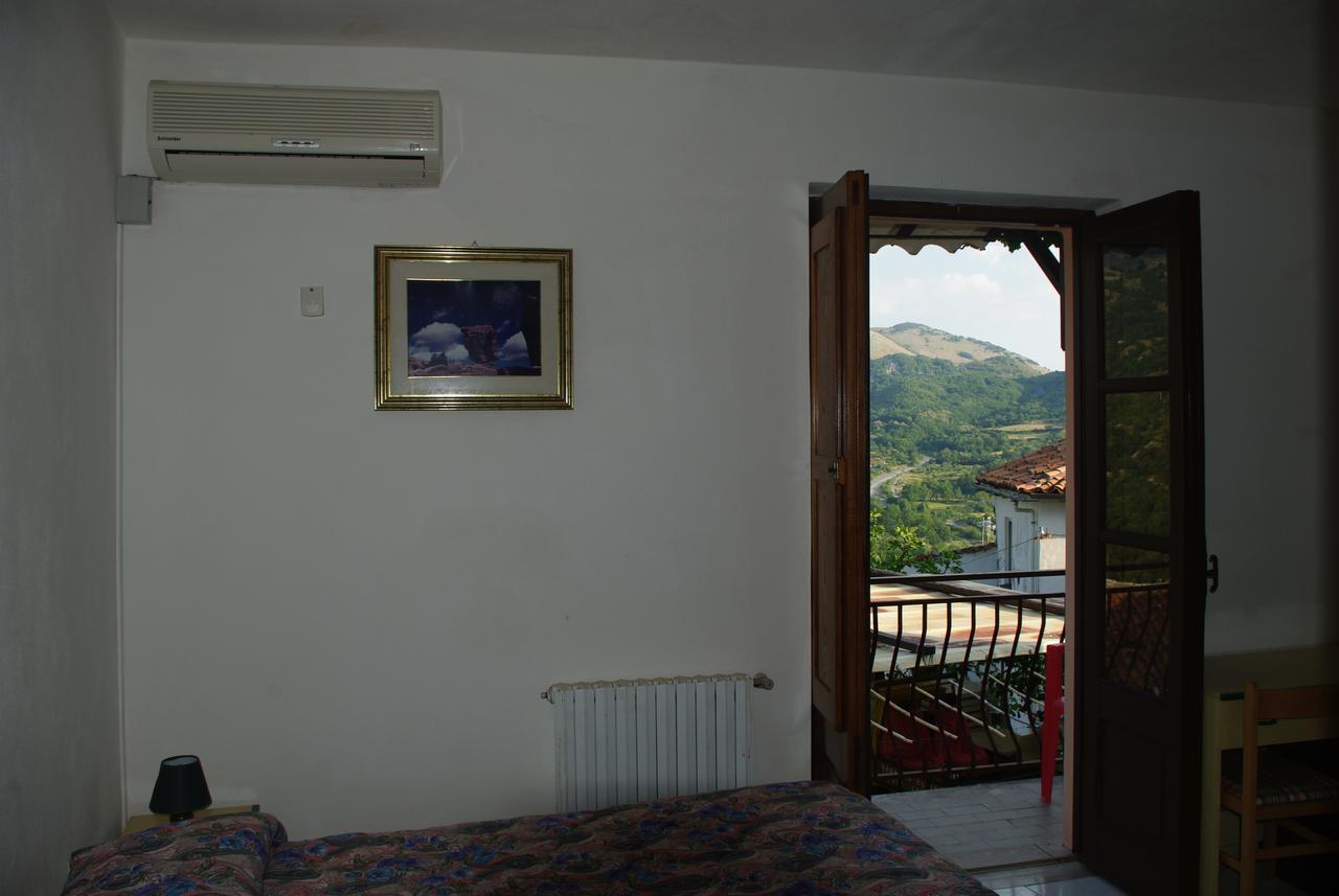 Hotel Le Due Lanterne Aieta Exterior foto